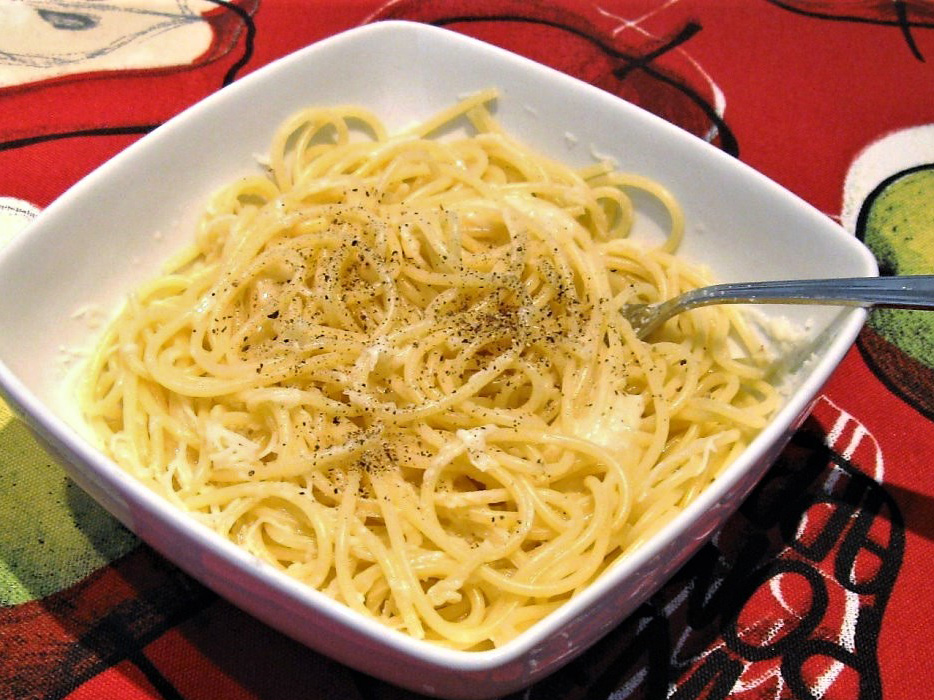 Penne con spinaci e gorgonzola (Penne met spinazie en gorgonzola)