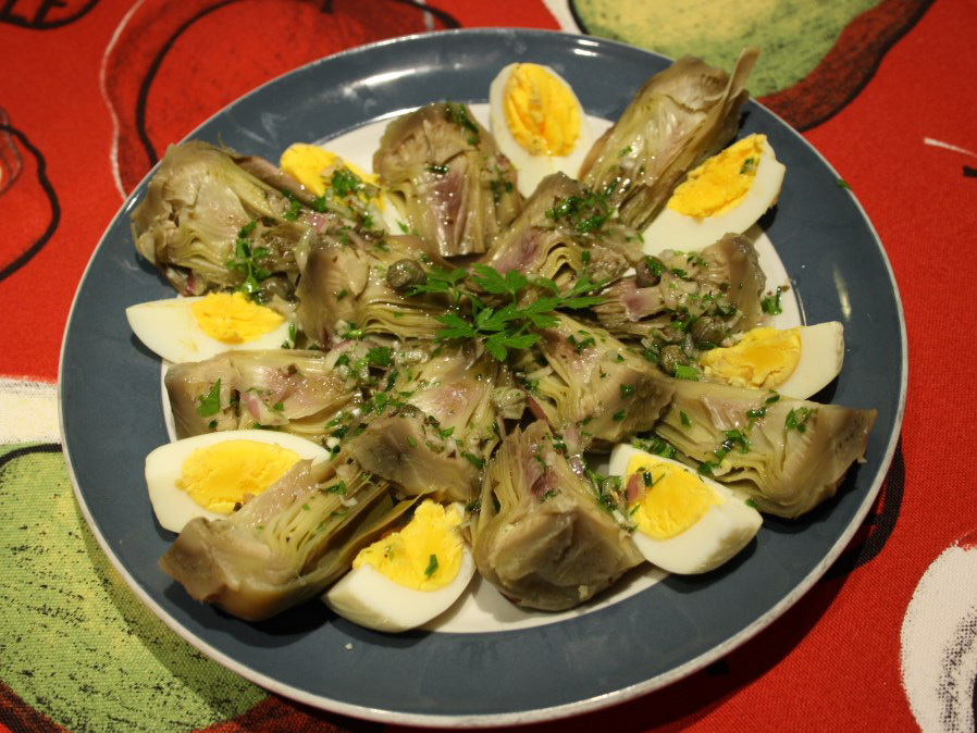 Carciofi con uova (artisjokken met eieren)